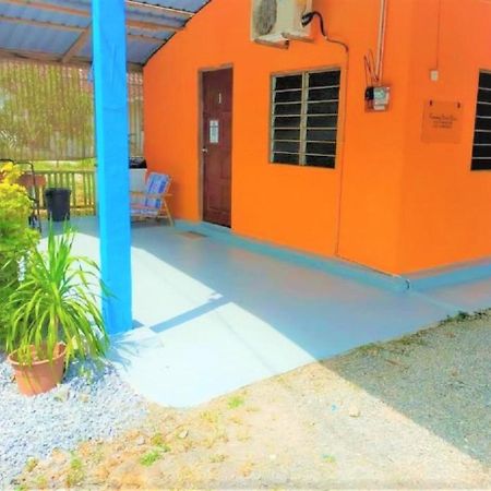 Roomstay Shahid Hou'Ze Kangar Exterior photo